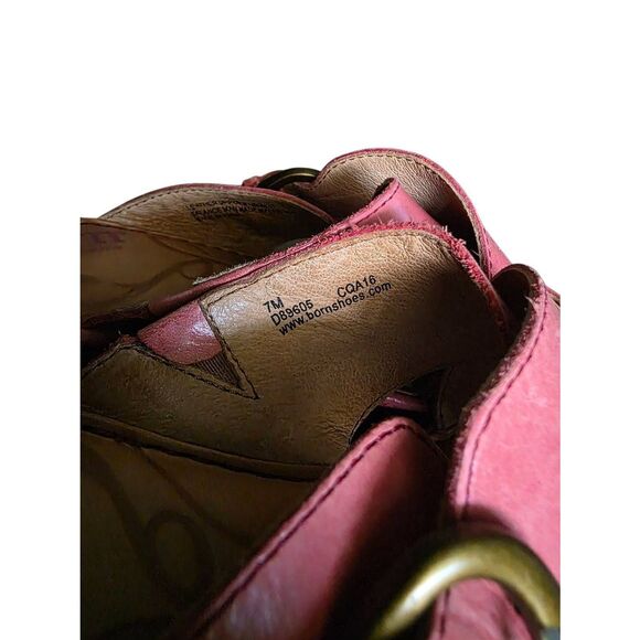Born Women's Size 7 Pink Soft Leather Open Toe Buckle Wedge Sandals - Picture 7 of 8
